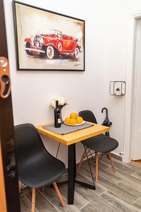 Aristotelous Lux Apartment In Athens Vipgreece Exteriör bild